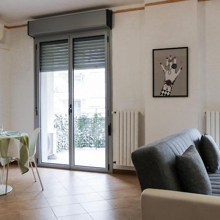Apartament Urban Balcony Hideaway - 3 People Mediolan Zewnętrze zdjęcie